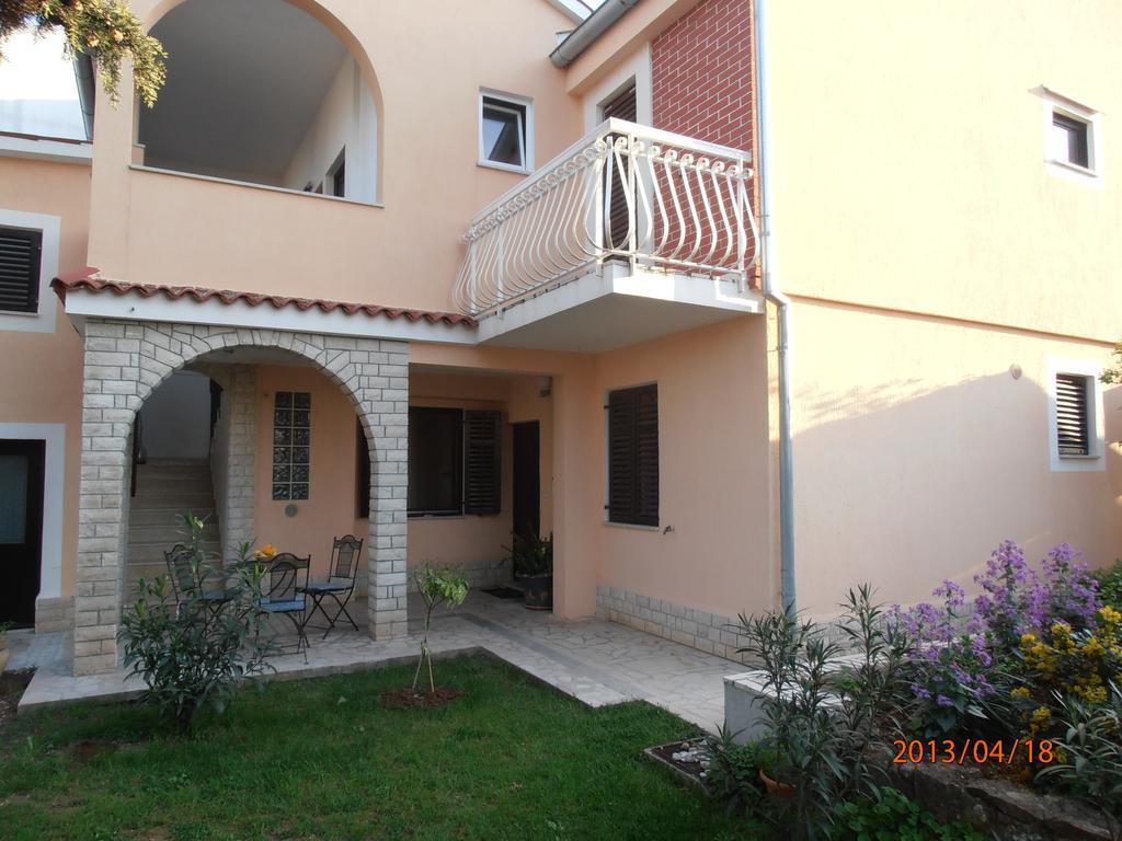 Apartment Steblaj Pula Habitación foto