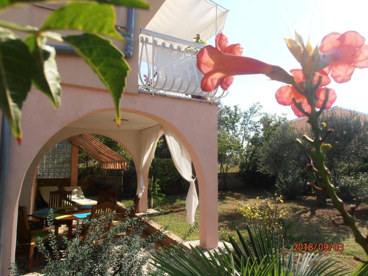 Apartment Steblaj Pula Exterior foto